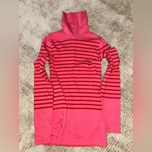 Like New! J. Crew Perfect-fit turtleneck in stripe